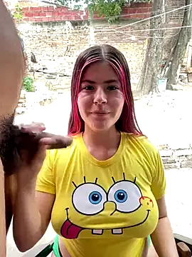 HaleyLyon – webcam model profile photo Image 2