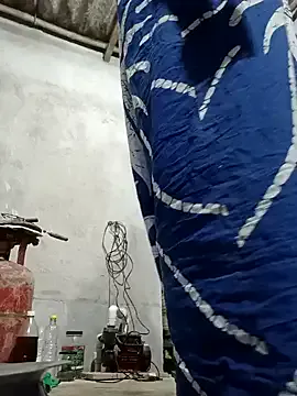 MrZaxon – webcam model profile photo Image 13