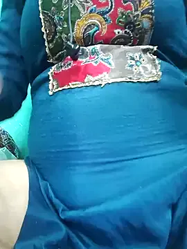 karolina7 – webcam model profile photo Image 6