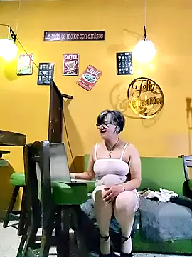 BeatriceVazqueze – webcam model profile photo Image 15