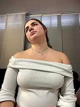 KellyHansen – webcam model profile photo Image 9