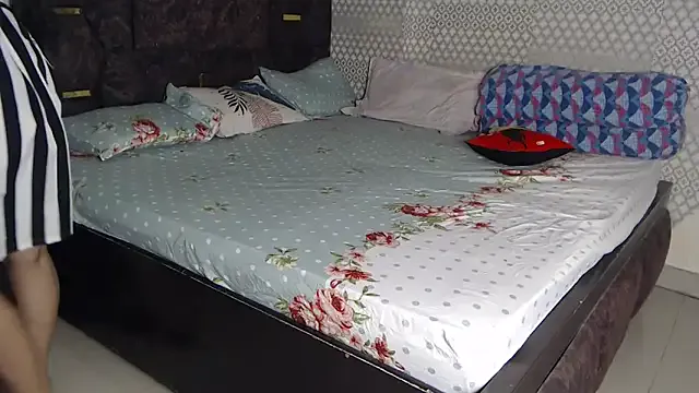 CatalinaDalessio – webcam model profile photo Image 16