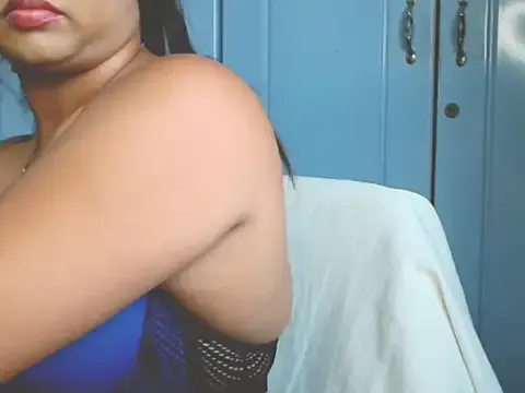 CatalinaDalessio – webcam model profile photo Image 2