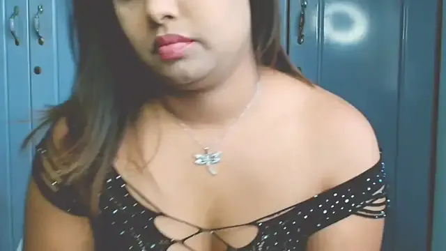 CatalinaDalessio – webcam model profile photo Image 7