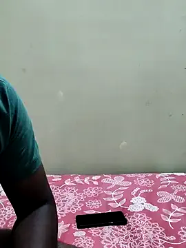 EsmeBrowm – webcam model profile photo Image 2