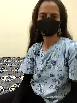 EsmeBrowm – webcam model profile photo Image 4