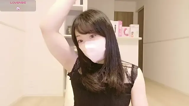 LaraCharm – webcam model profile photo Image 2