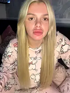 AnnieArias – webcam model profile photo Image 7