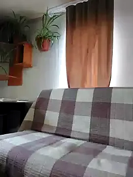 MiaWhitePink_ – webcam model profile photo Image 13