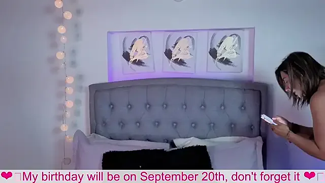 Dolce – webcam model profile photo Image 17