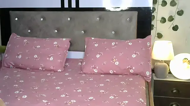 666Slutbaby666 – webcam model profile photo Image 9