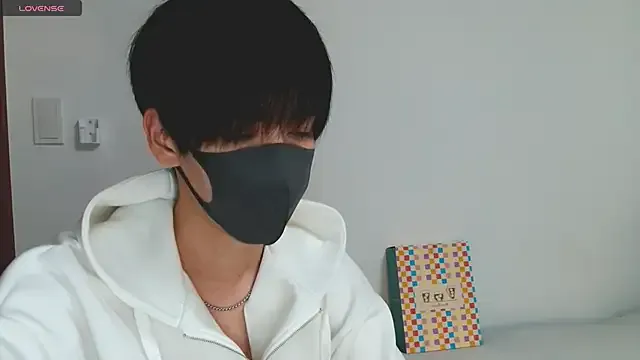 MelinaLuviani – webcam model profile photo Image 2