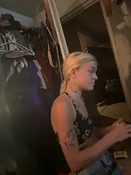 dirtypub – webcam model profile photo Image 7