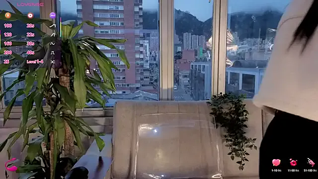 LallyRose – webcam model profile photo Image 10