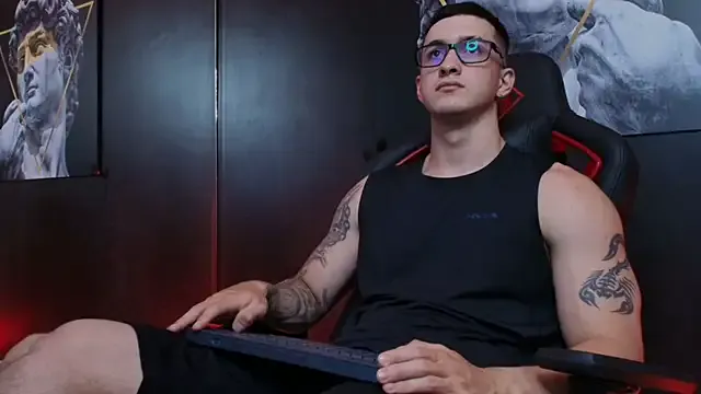 lustful-angels – webcam model profile photo Image 19