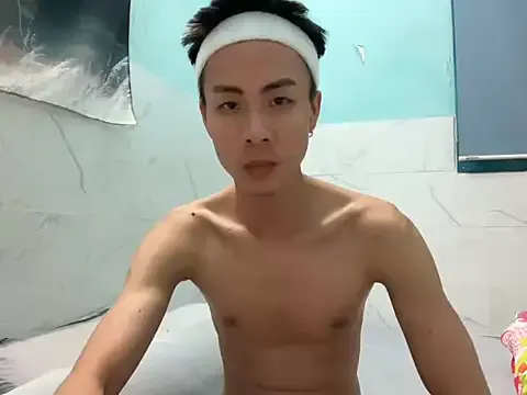 KateGale – webcam model profile photo Image 11