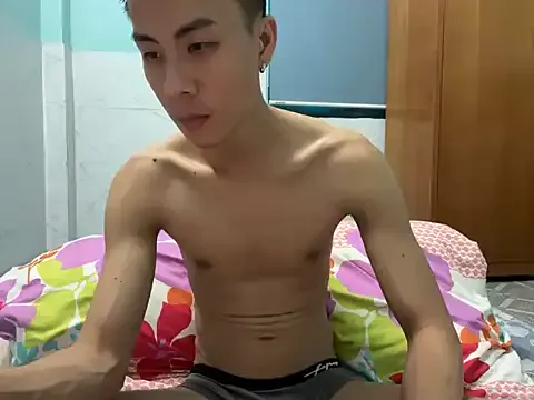 KateGale – webcam model profile photo Image 6