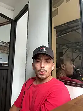 KateGale – webcam model profile photo Image 9