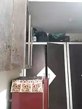 OliviaLifton – webcam model profile photo Image 13