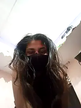 PollyElfi – webcam model profile photo Image 2