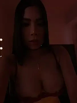 zizi_public – webcam model profile photo Image 12