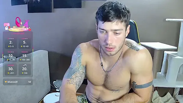 Brilliant-Kiss – webcam model profile photo Image 10