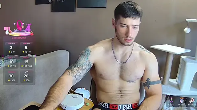 Brilliant-Kiss – webcam model profile photo Image 2