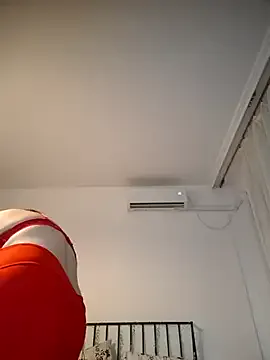 TokionaJoe – webcam model profile photo Image 4