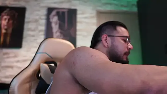 KAMESAN08 – webcam model profile photo Image 2