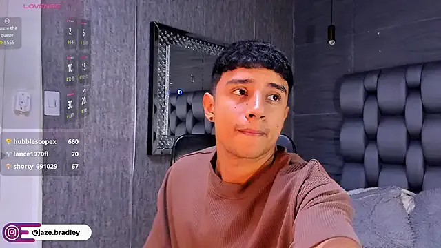 MollyBoston – webcam model profile photo Image 17