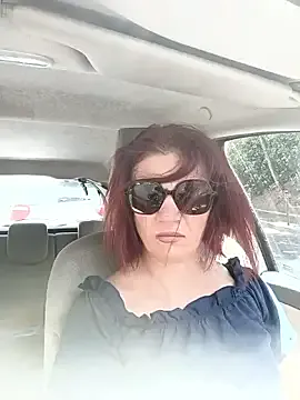 Dolce – webcam model profile photo Image 6