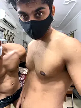 SerenaStar – webcam model profile photo Image 4