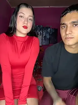 Carine – webcam model profile photo Image 7