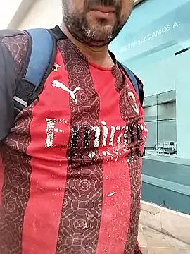 Youlalia – webcam model profile photo Image 18