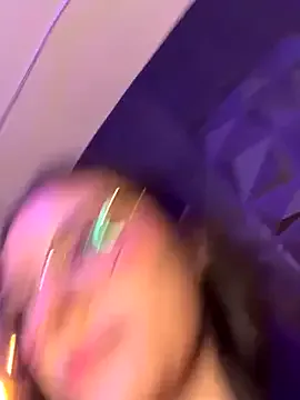 HaleyLyon – webcam model profile photo Image 3