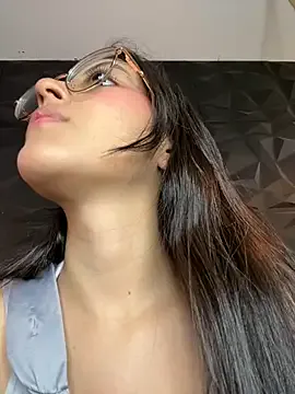 HaleyLyon – webcam model profile photo Image 7