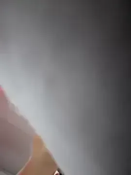 KateGale – webcam model profile photo Image 10