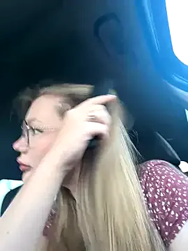 hina-Gcup – webcam model profile photo Image 10