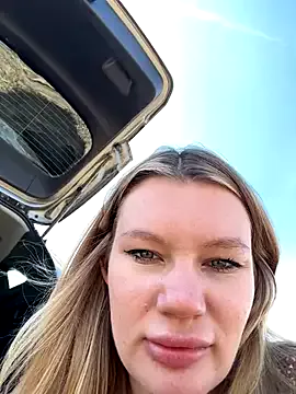 hina-Gcup – webcam model profile photo Image 13