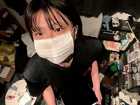 MelinaLuviani – webcam model profile photo Image 3