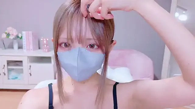 EmiBrow – webcam model profile photo Image 7