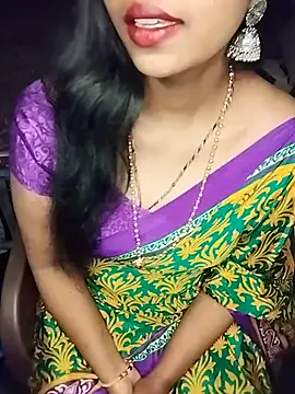 Scarlett – webcam model profile photo Image 3