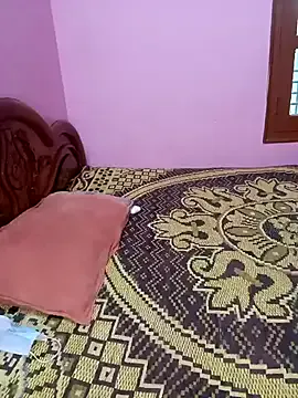 petrouchkaaa_ – webcam model profile photo Image 11