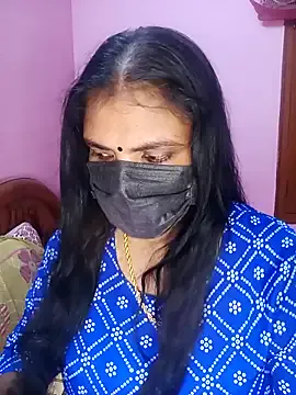 petrouchkaaa_ – webcam model profile photo Image 3