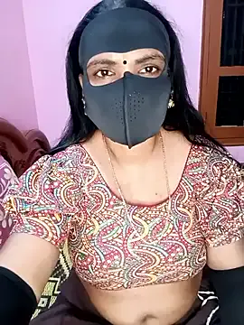 petrouchkaaa_ – webcam model profile photo Image 5