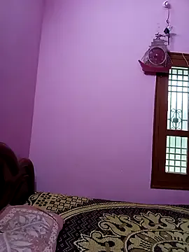 petrouchkaaa_ – webcam model profile photo Image 7