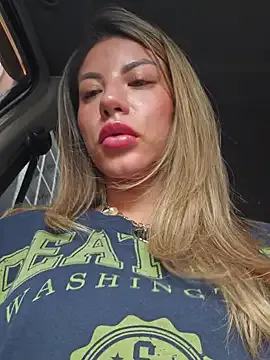 KellyHansen – webcam model profile photo Image 10