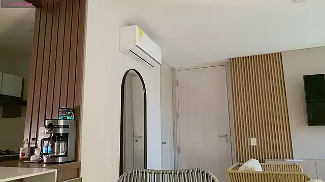 AngelCoco – webcam model profile photo Image 14