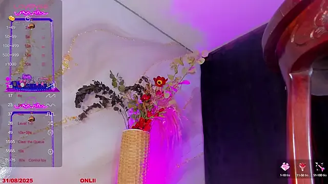 shiny-lily – webcam model profile photo Image 10