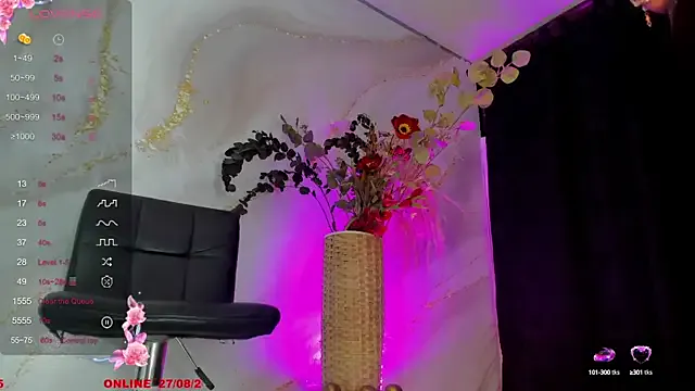 shiny-lily – webcam model profile photo Image 9